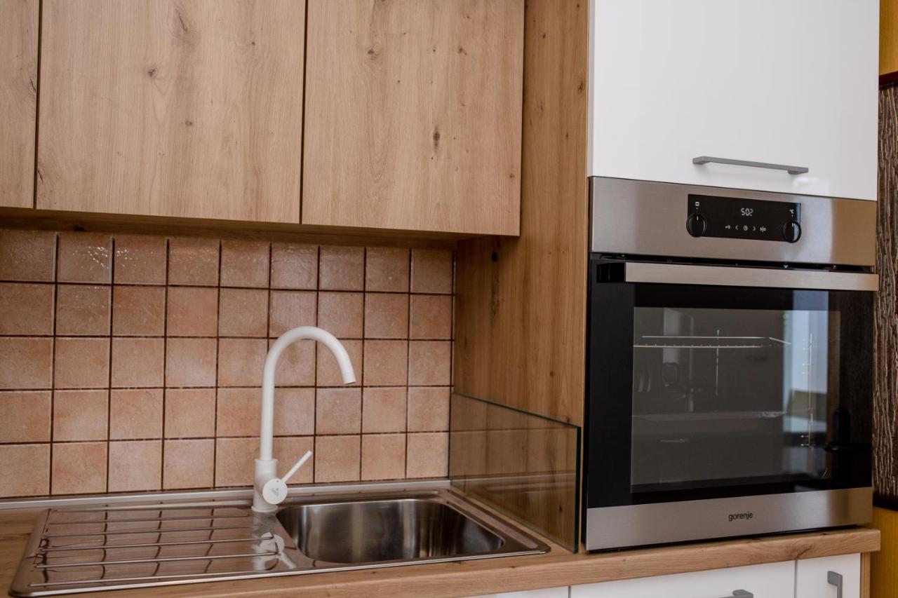 Zeljko Apartmani Lopar Exteriör bild