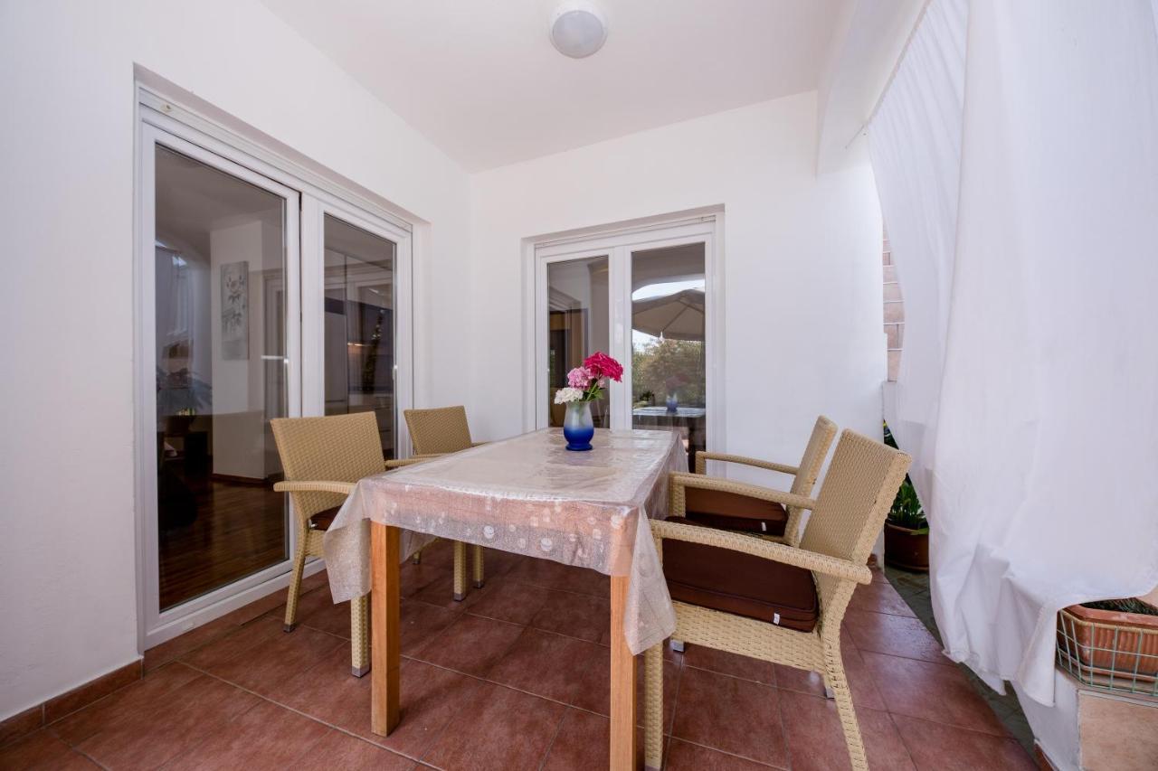Zeljko Apartmani Lopar Exteriör bild
