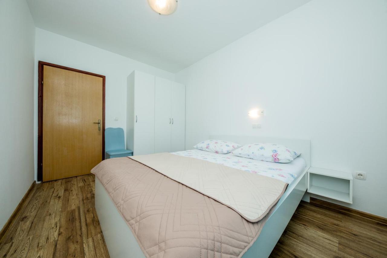 Zeljko Apartmani Lopar Exteriör bild