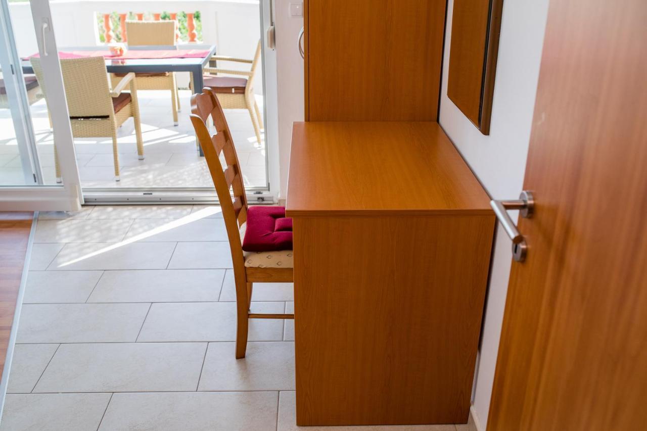 Zeljko Apartmani Lopar Exteriör bild